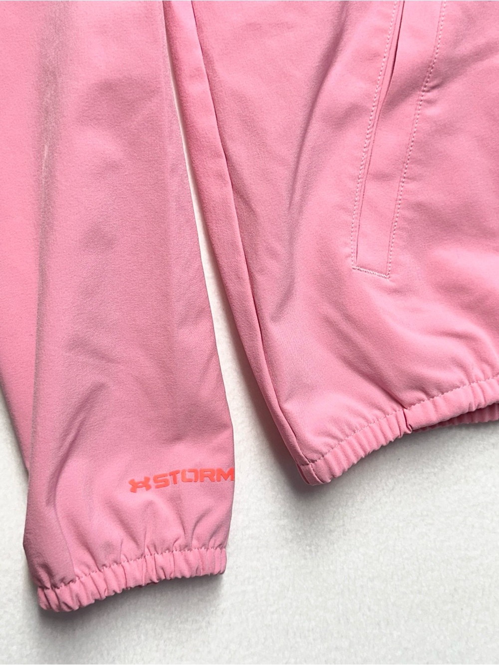 Under Armour Pink Color‑Block Quarter‑Zip Lightweight Pullover – Women’s Small - Picture 3 of 5
